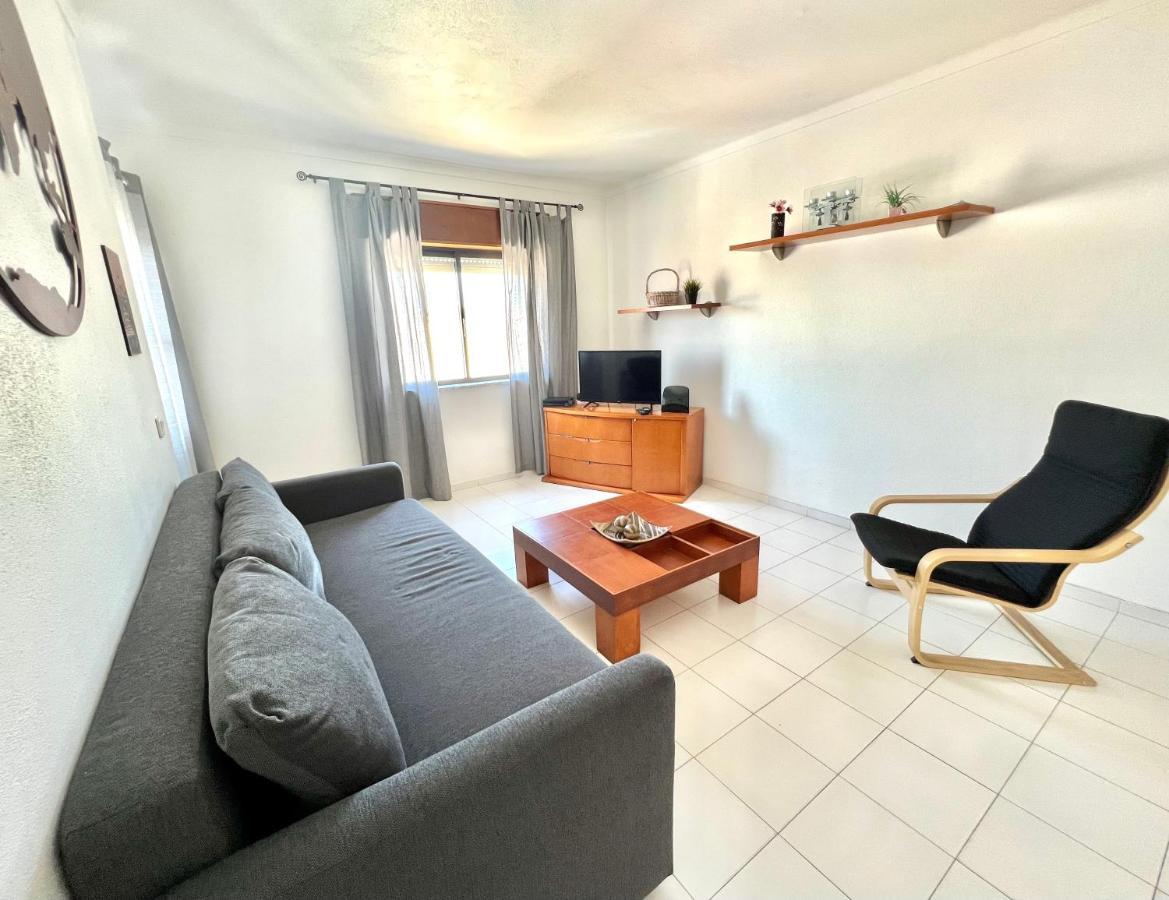 Loky - Near Quarteira Center Apartment Exterior photo